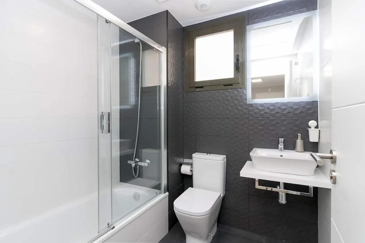 Livinmalaga Los Alamos Suites II トレモリノス 0*,  スペイン